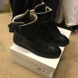 Maison margiela shoes in black